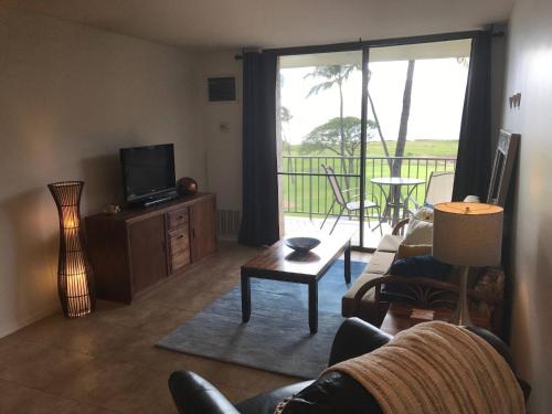 Kauhale Makai 430 1BR Ocean Front Pool Wi-Fi Sleeps 4 - image 10
