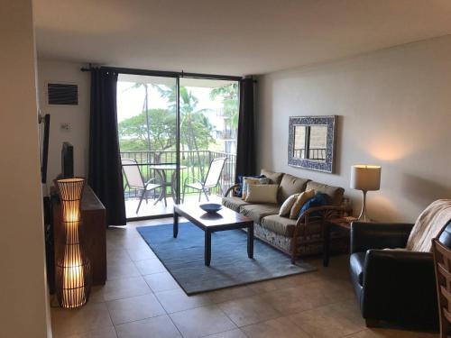 Kauhale Makai 430 1BR Ocean Front Pool Wi-Fi Sleeps 4 - image 2
