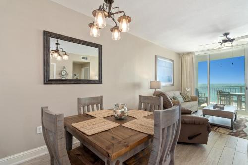 Aqua 607 2 Bedrooms Wi-Fi Beachfront Beach Chairs Sleeps 7 - image 15