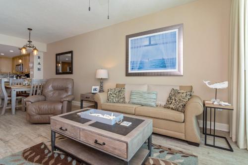 Aqua 607 2 Bedrooms Wi-Fi Beachfront Beach Chairs Sleeps 7 - image 13