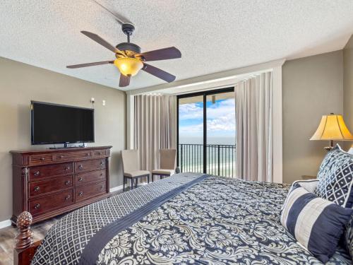 Edgewater Tower 3 1114 3 Bedrooms Beach Front Pool Gym Sleeps 8 - image 14