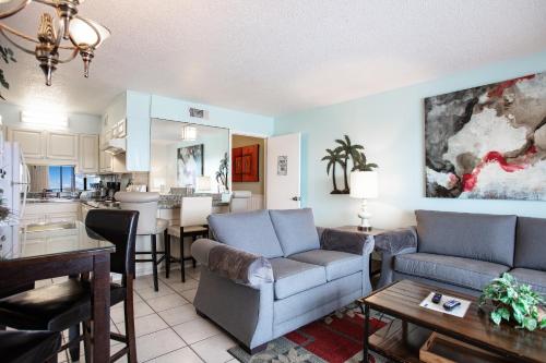 Summit 1004 1 Bedroom Pool Beachfront Two Full Bathrooms Sleeps 6 - image 10