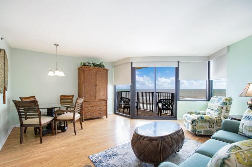 Sunbird 709E 1BR Pool Gym Wifi Sleeps 4 - image 7