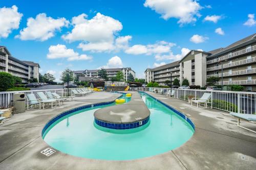 Moose Whispering Pines 634 4BR Wi-Fi Hot Tubs Pools Lazy River Sleeps 10 - main image