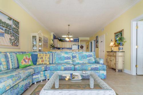 Twin Palms 405 2 Bedrooms Beach Front Picnic Area Sleeps 6 - image 7