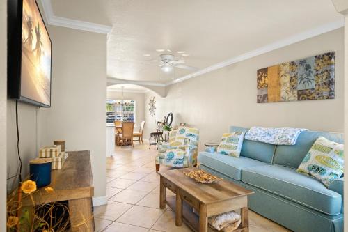Barefoot Beach E116 1 Bedroom Pool Grill WIFI Sleeps 4 - image 7