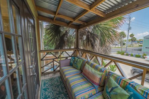 Tarpon 6 3 Bedrooms Ocean View WiFi Sleeps 8 - image 14