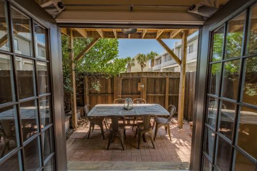 Tarpon 6 3 Bedrooms Ocean View WiFi Sleeps 8 - image 10