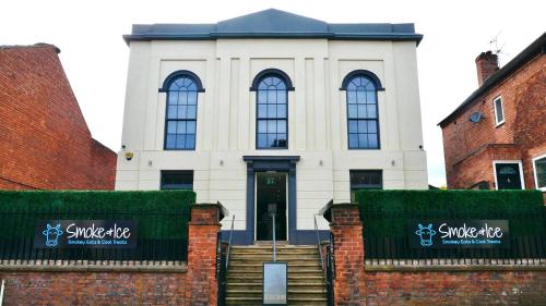 Viesnīcas āriene, The Old Chapel Apartments in Edwinstowe