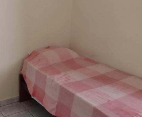PITANGUEIRAS 3 QUART PE NAREIA PRA OITO PESSOAS