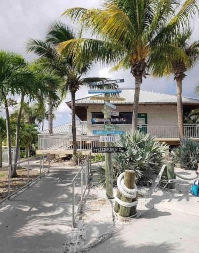 Cutler bay Relaxing days