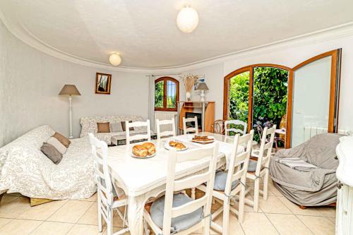 Sleep 8 Flat Near Cannes And Grasse French Riviera