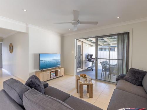 15 Oasis Close Soldiers Point – khách sạn tại Port Stephens