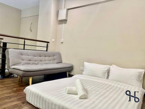 Homesuite' Home at Riverson Soho