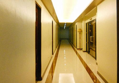 Lobby, Sky Garden Hotel by RedDoorz in Roxas City (Capiz)