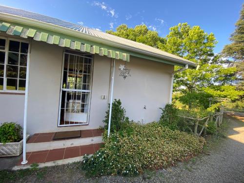 Under The Oak Under The Oak