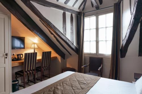 Hotel Saint-Louis Marais - image 9