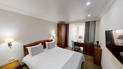 Platan Yuzhniy Hotel