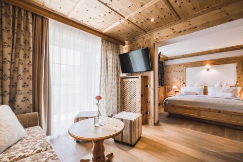 Junior Suite with Balcony