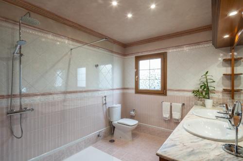 Villa image 6