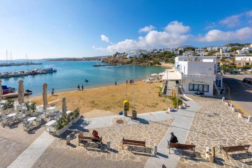 Piso Livadi Paros seafront holiday home Casa Alena