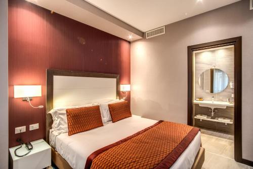 Superior Double or Twin Room image 3