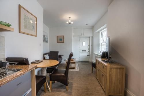 Trinity Mews - image 7