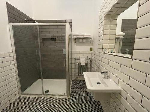 The Townhouse Apartments - image 11