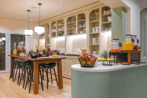 Food and beverages, Mercure Bordeaux Gare Atlantic near Sacre Coeur Church