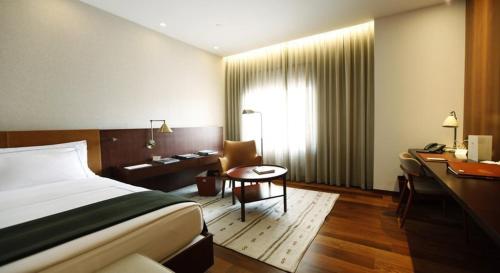 Square Nine Hotel Belgrade - image 4