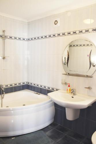 Квартира студія в центрі міста, Lutsk (foto 8)