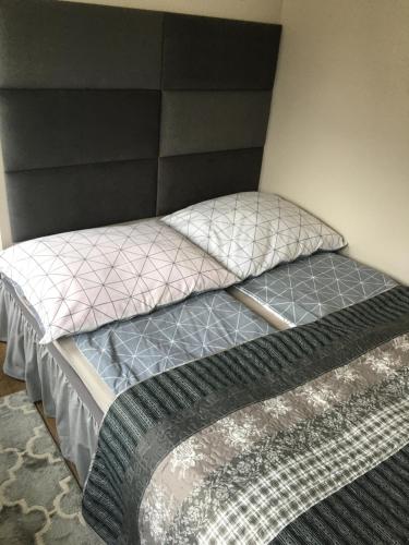 Apartment image 10