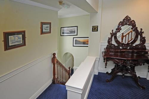 Clooneen House - image 14