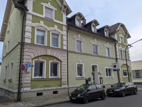 Monteurunterkunft Weiden by HausGruenerBaum in Weiden, Deutschland