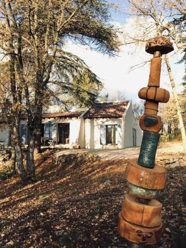 La maison de Mado et sa cabane dans les arbres - Plan dʼAups