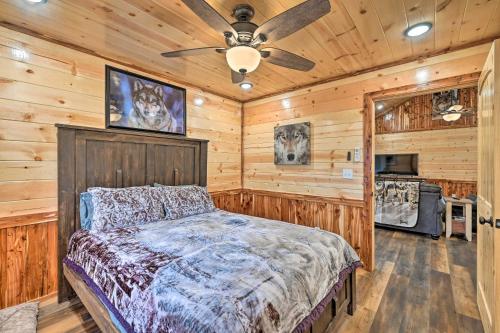 Cozy Broken Bow Cabin, Walk to the Lukfata Creek!