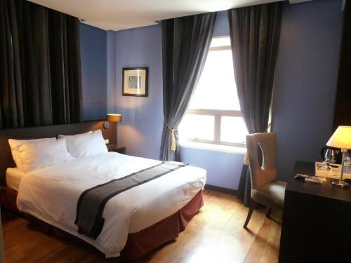 room detail thumbnail 0