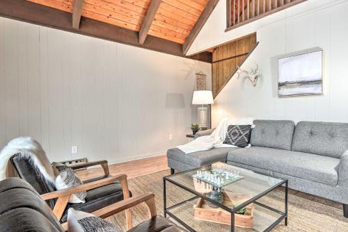 Fireside Lodge A-Frame in Bryce Resort with Decks - Basye