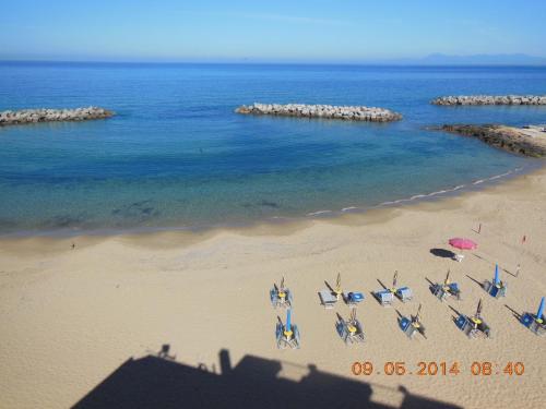 New Hotel Sonia - image 2