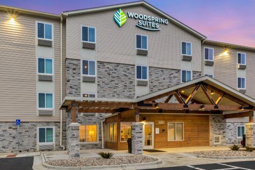 vhod, WoodSpring Suites Gurnee - Chicago in Gurnee