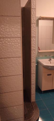 Apartments Jerkin - image 6