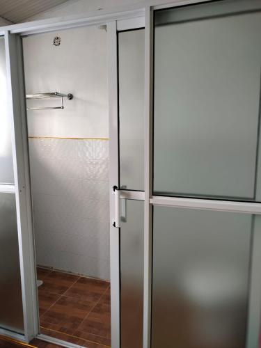 Bilik Mandi, Bloom 2 private home in Thika