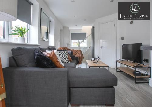 Birmingham International Airport - Lyter Living Serviced Accommodation