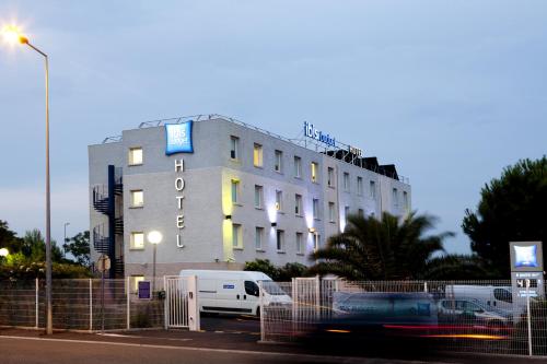 ibis budget Narbonne Est - image 2