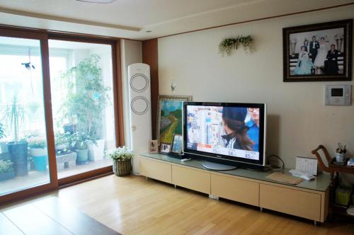 Denis's House