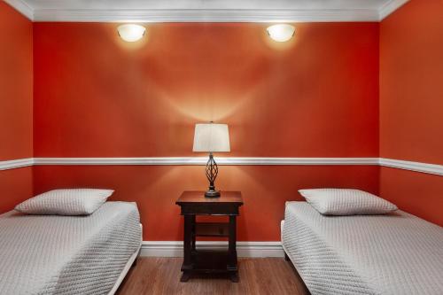 329918942 Hotel la Perla Leon