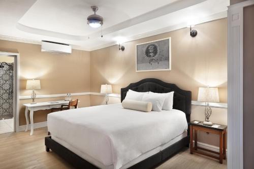 329920217 Hotel la Perla Leon