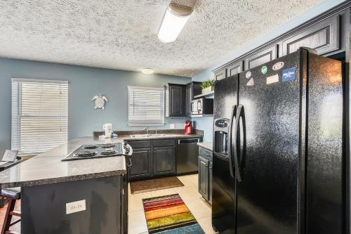 Willows Beach Retreat by Book That Condo - image 10