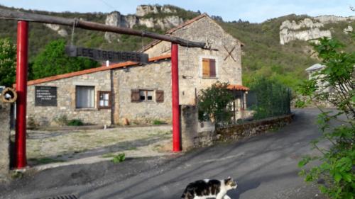 Les TREMIERES - Chambre d'hôtes - Saint-Jean-et-Saint-Paul