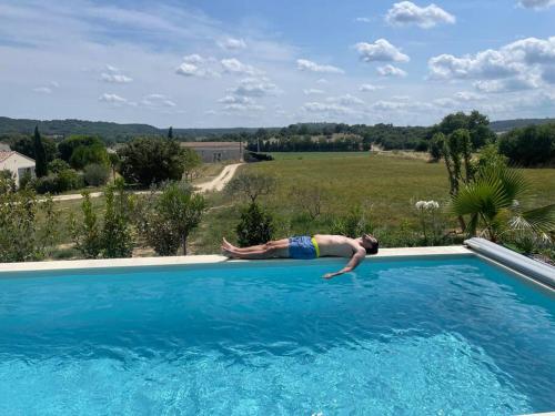 Villa de vacances avec piscine Lussan(proche Uzes)